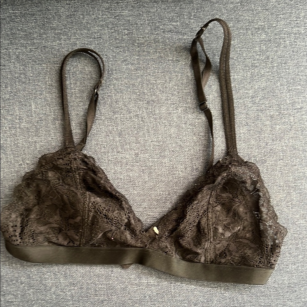 PINK Victoria's Secret Black Lace Wireless Bralette